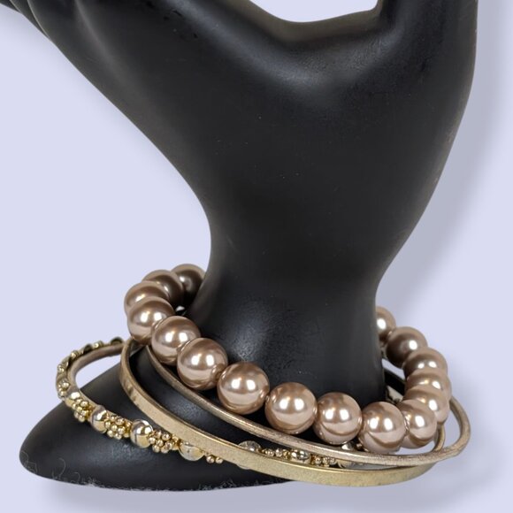 Set of 4 Gold Tone Bracelets - Picture 1 of 5
